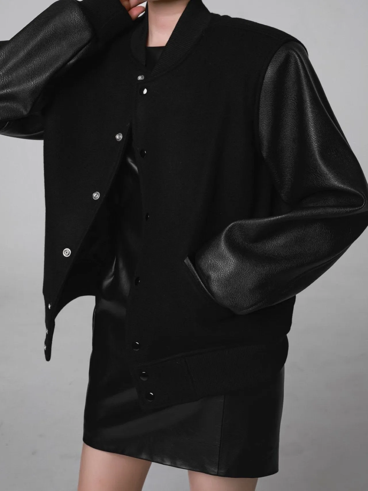 LEATHER SLEEVE WOOL STADIUM JACKET