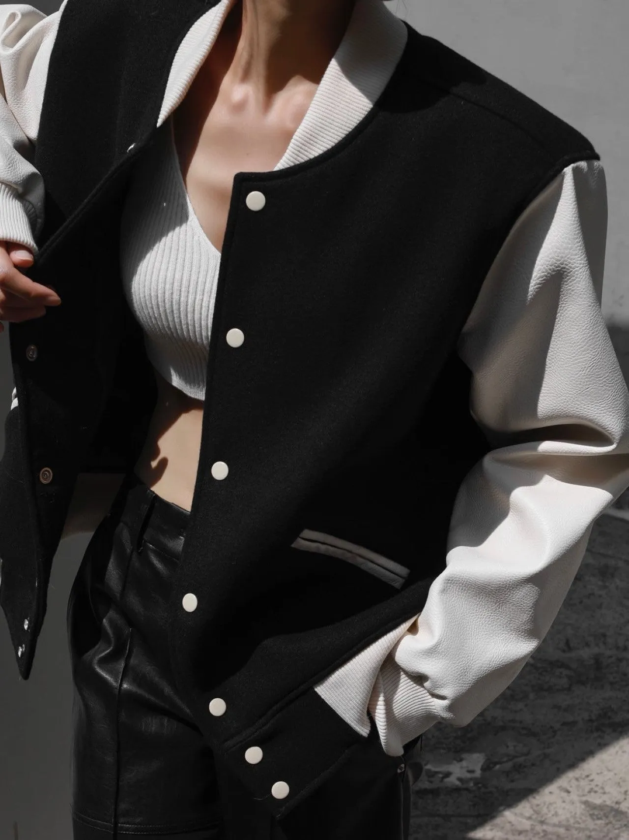 LEATHER SLEEVE WOOL STADIUM JACKET