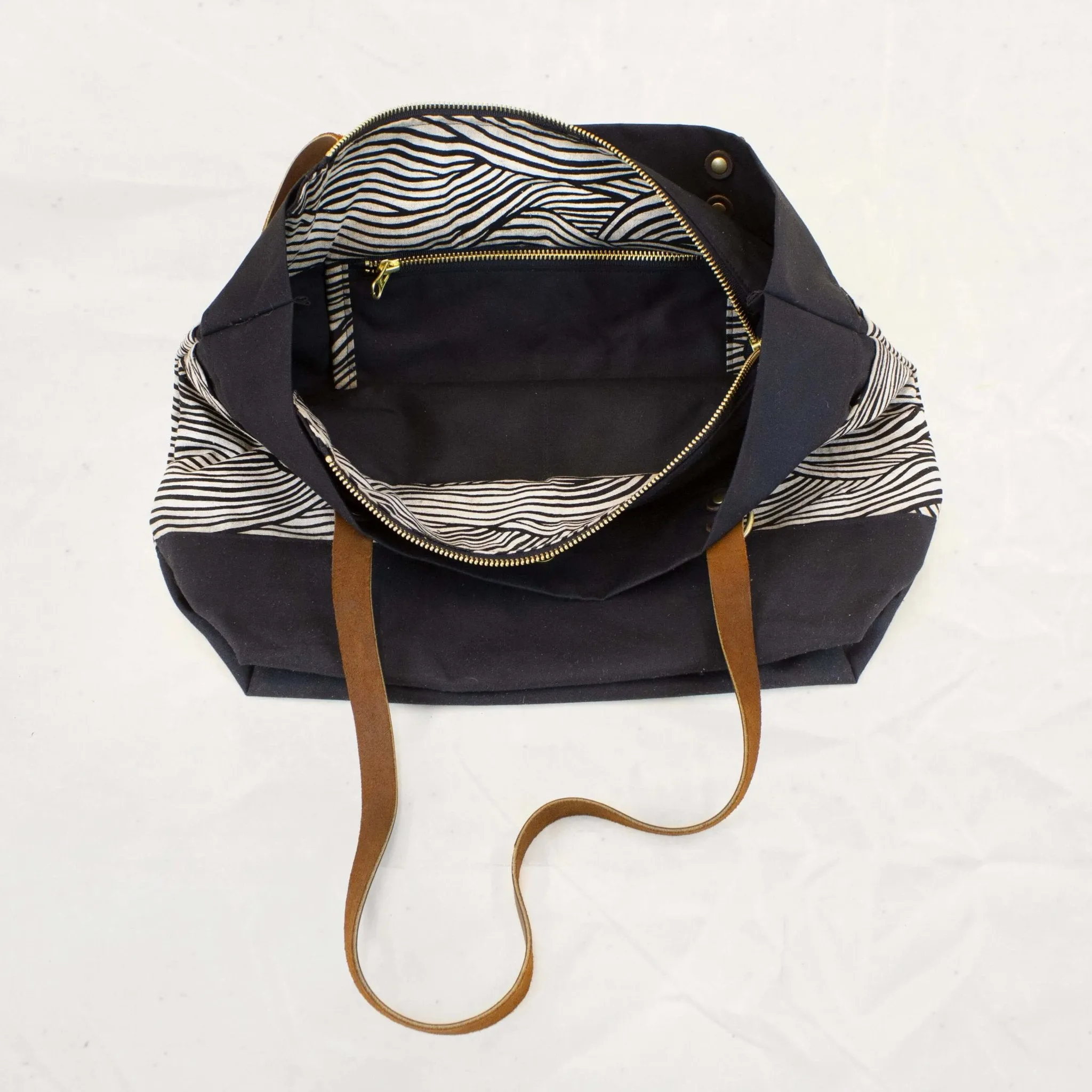Oberlin - Black Zipper Closure Kit