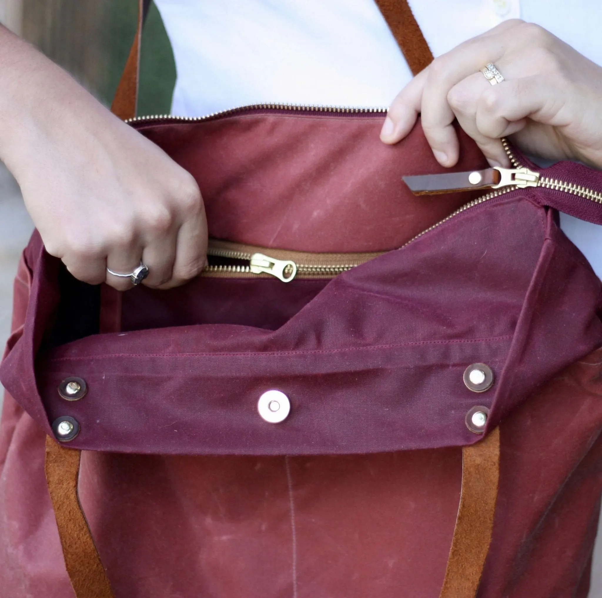 Oberlin - Black Zipper Closure Kit