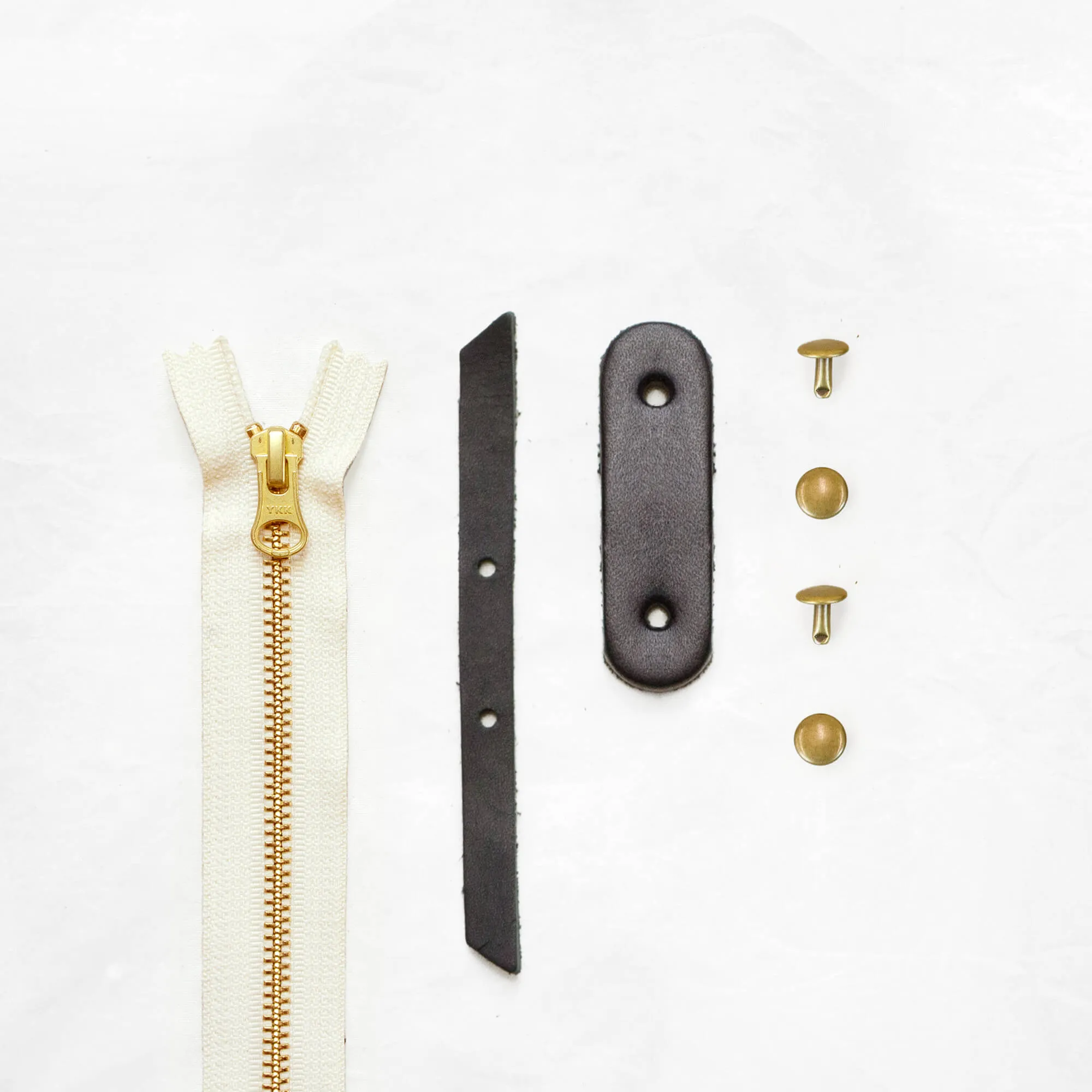 Oberlin - Black Zipper Closure Kit