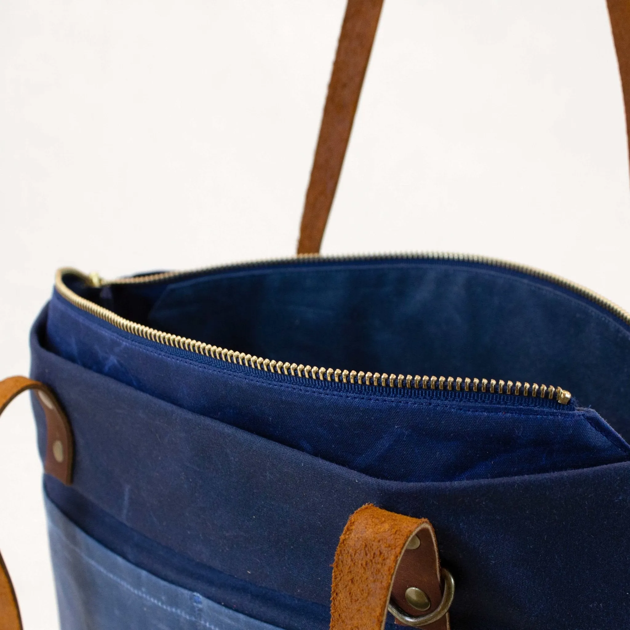 Oberlin - Black Zipper Closure Kit