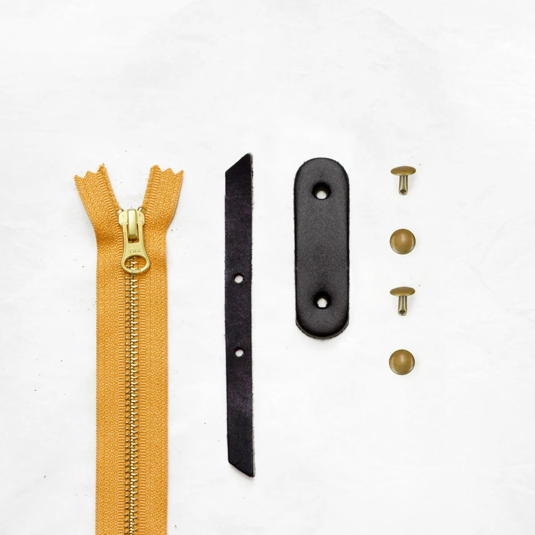 Oberlin - Black Zipper Closure Kit