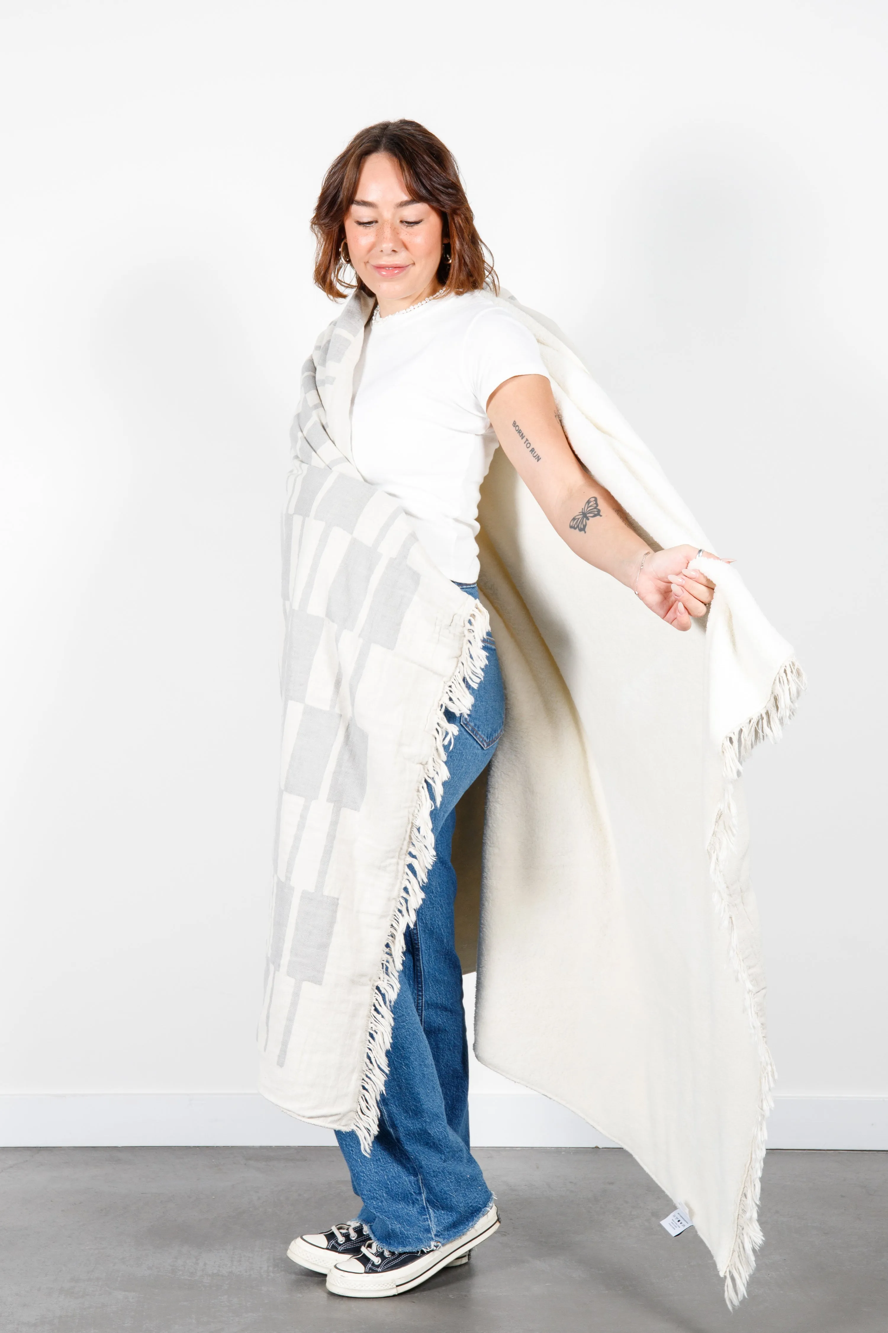 THE VANCE  | Fleece Throw